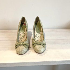 Amanda Smith Beau Green Tweed Heels with Bows